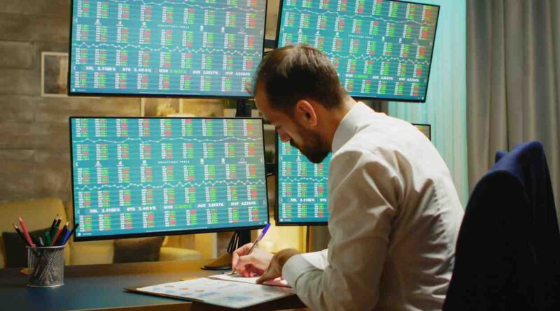 Canadian Banks Seek Simpler AML Reporting Rules