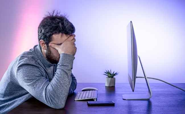 Major Private Banks Reduce Workforce as AI Adoption Reshapes Banking Operations